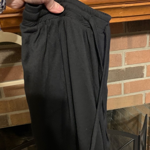 SOLD!!! Sz 1X NWOT Rae Dunn Adventure Awaits Lounge Joggers - Picture 7 of 9